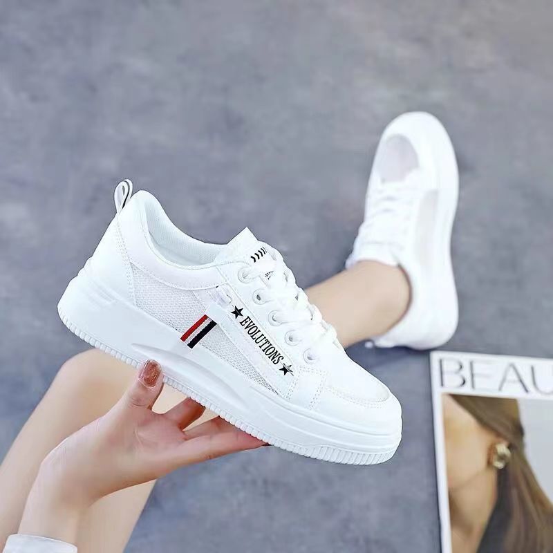 Damen Freizeitsneaker mit modischem Schriftzug und dämpfender Laufsohle EB
