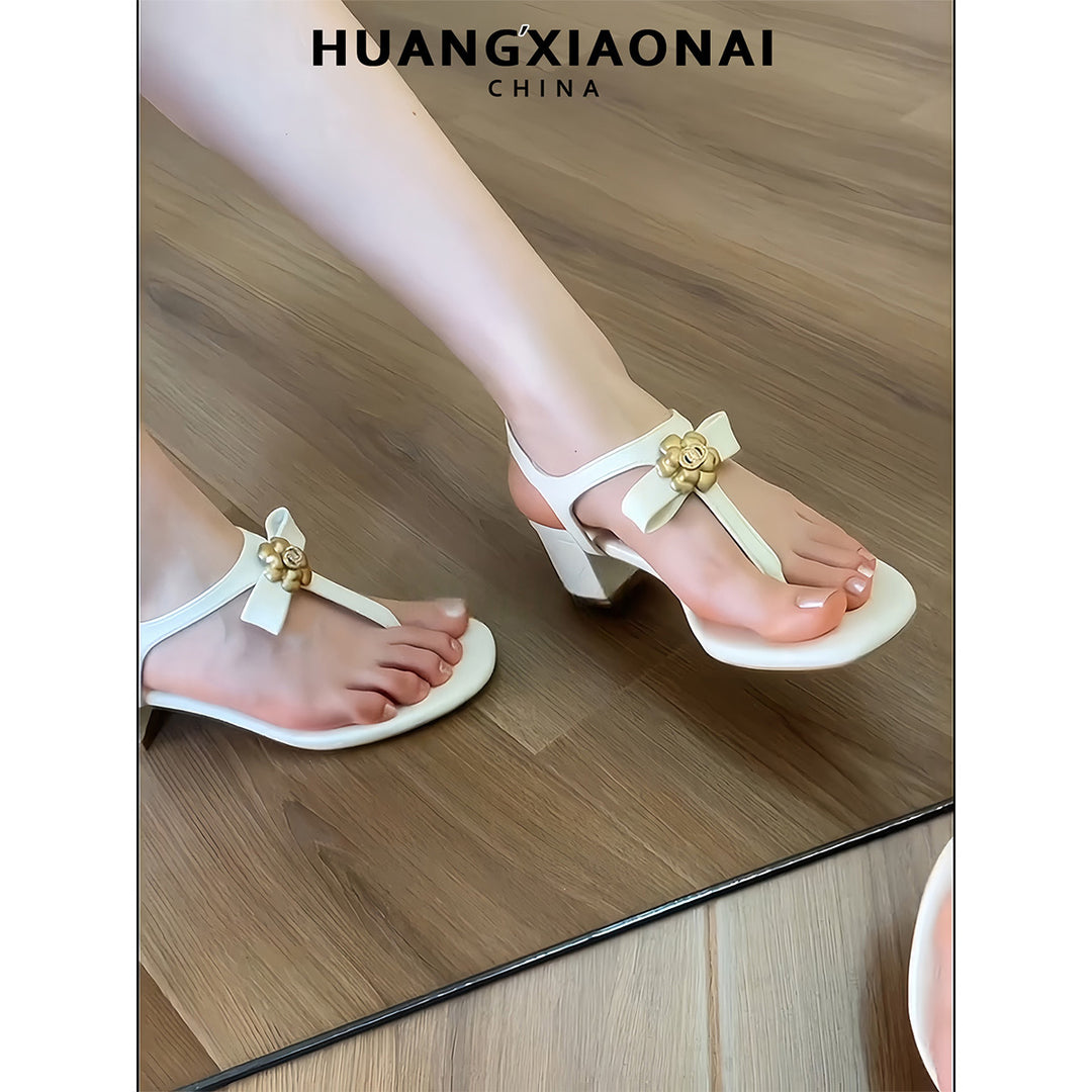 Damen elegante Plateau-Sandaletten mit dekorativer Blütenapplikation und komfortablem Absatz EB