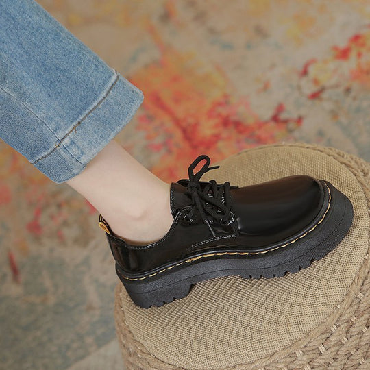Damen modische Lacklederschuhe mit robuster Sohle und trendiger Nahtführung EB