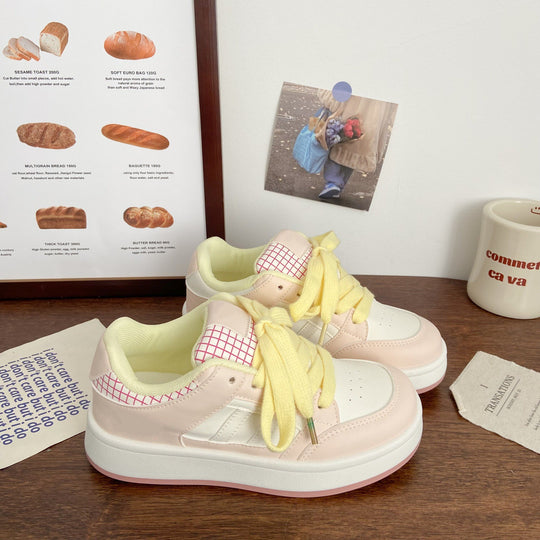 Damen Plattform Sneakers mit modischen Akzenten und bequemer Schnürung EB