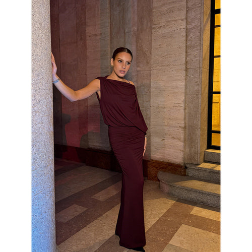 Damen Elegantes Abendkleid mit asymmetrischem Schnitt und gerafften Details EB