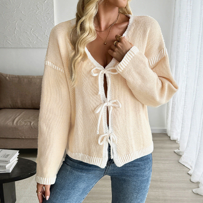 Damen Strickcardigan mit Schleifenverschluss und tiefem V-Ausschnitt EB
