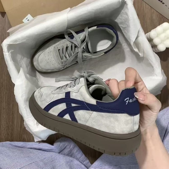 Damen Sportliche Sneaker mit strapazierfähigem Obermaterial und rutschfester Sohle EB