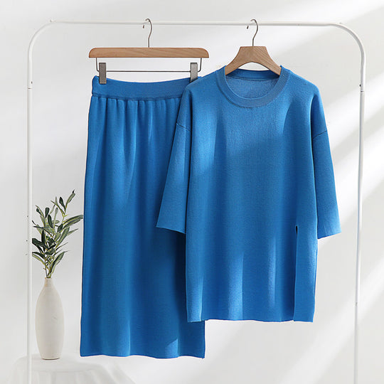 Damen stilvolles Strickset mit lässigem Schnitt und seitlichem Schlitz EB