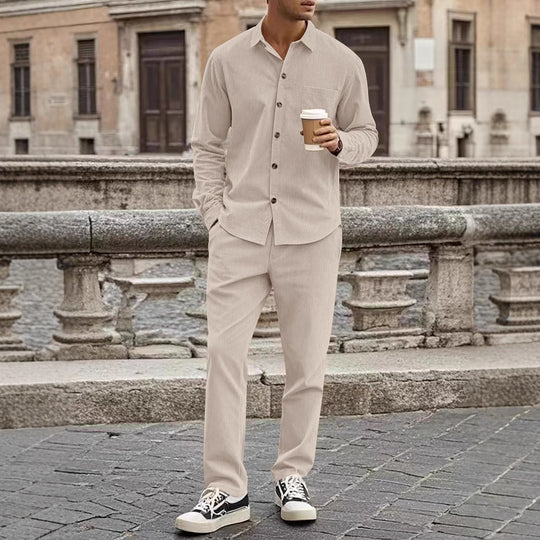 Herren elegantes Freizeitanzug mit stilvollem Hemd und bequemer Hose EB