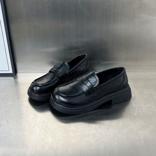 Damen Modische Slipper mit komfortablem Fußbett und edler Verzierungsnaht EB