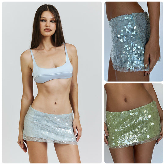 Damen Bikiniset mit schimmerndem Paillettenrock und sportlichem Oberteil EB