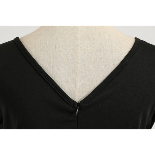 Damen Retro-Festkleid mit kontrastiertem Oberteil, ausgestelltem Tellerrock und Satintaillengürpe EB