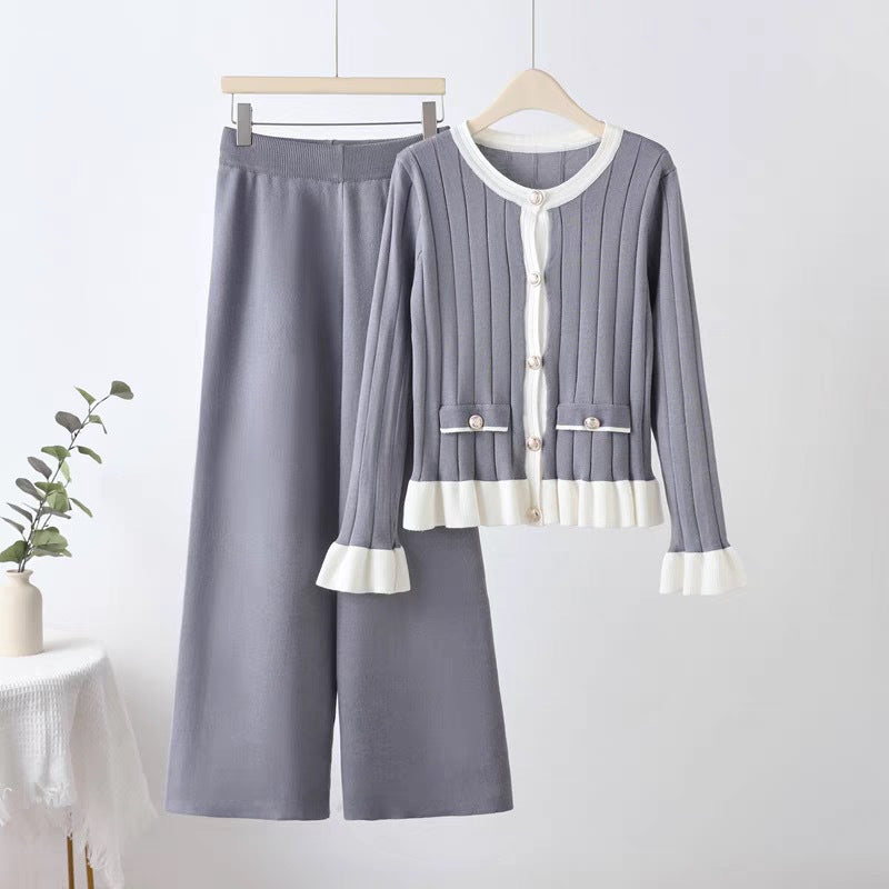 Damen elegantes Strick-Loungewear-Set mit aufgesetzten Taschen und Rüschen EB