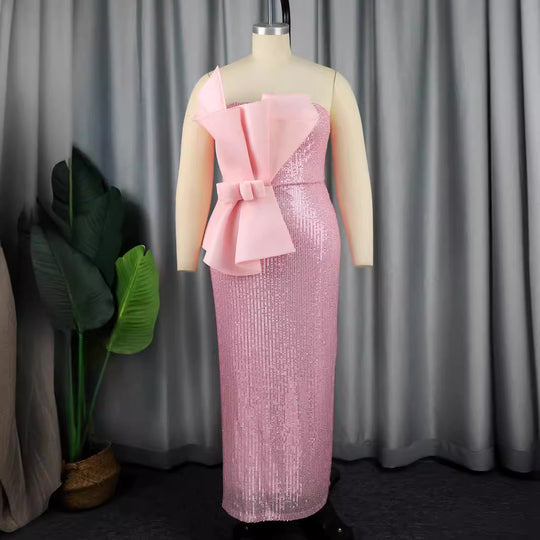 Damen Glänzendes Abendkleid mit asymmetrischem Schnitt und voluminöser Schleifen-Applikation EB