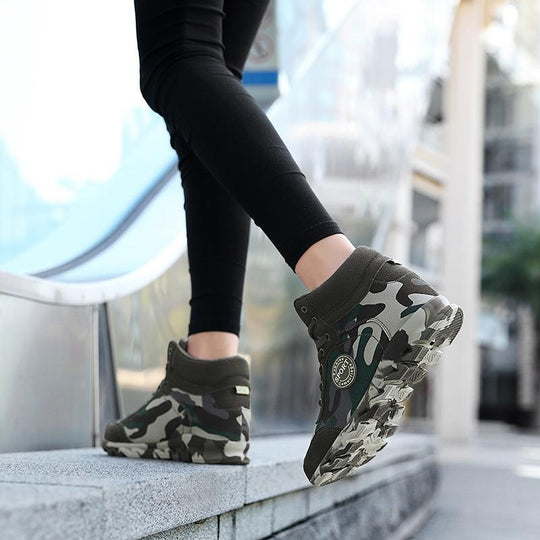 Damen Sportliche Chuck-Sneaker mit Camouflage-Muster EB