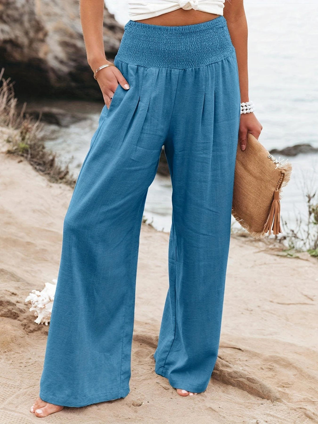 Damen weite Sommerhose mit hohem Bund und eleganten Falten EB