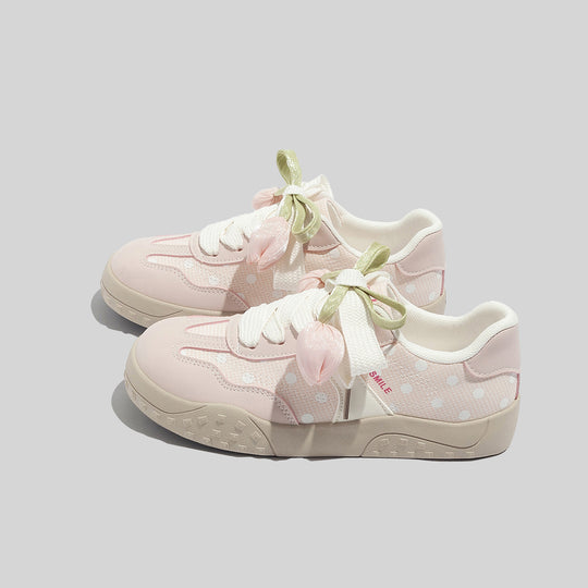 Damen Freizeit Sneakers mit leichtem Punktemuster und verspielten Schleifen EB
