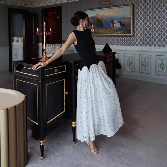 Damen elegantes Maxikleid mit gepunktetem Rockteil und tailliertem Oberteil EB