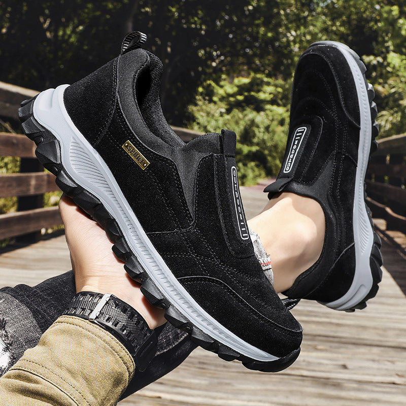 Herren  slip-on Freizeitsneaker mit Wildlederoptik, elastischem Einstieg und griffiger Profilsohle EB