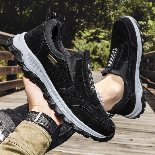 Herren  slip-on Freizeitsneaker mit Wildlederoptik, elastischem Einstieg und griffiger Profilsohle EB