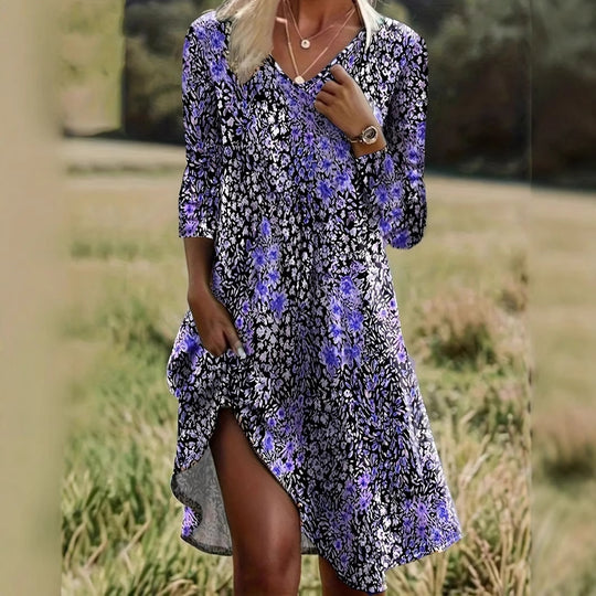 Damen Freizeitkleid mit modischem V-Ausschnitt und Seitenschlitz EB