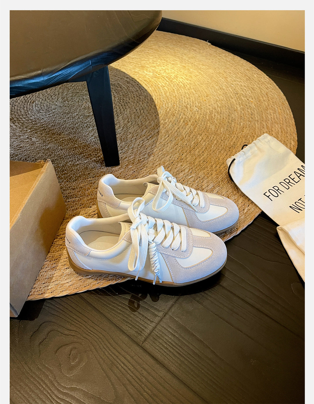 Damen Sportliche Sneakers mit atmungsaktivem Obermaterial und stylischen Schnürdetails EB