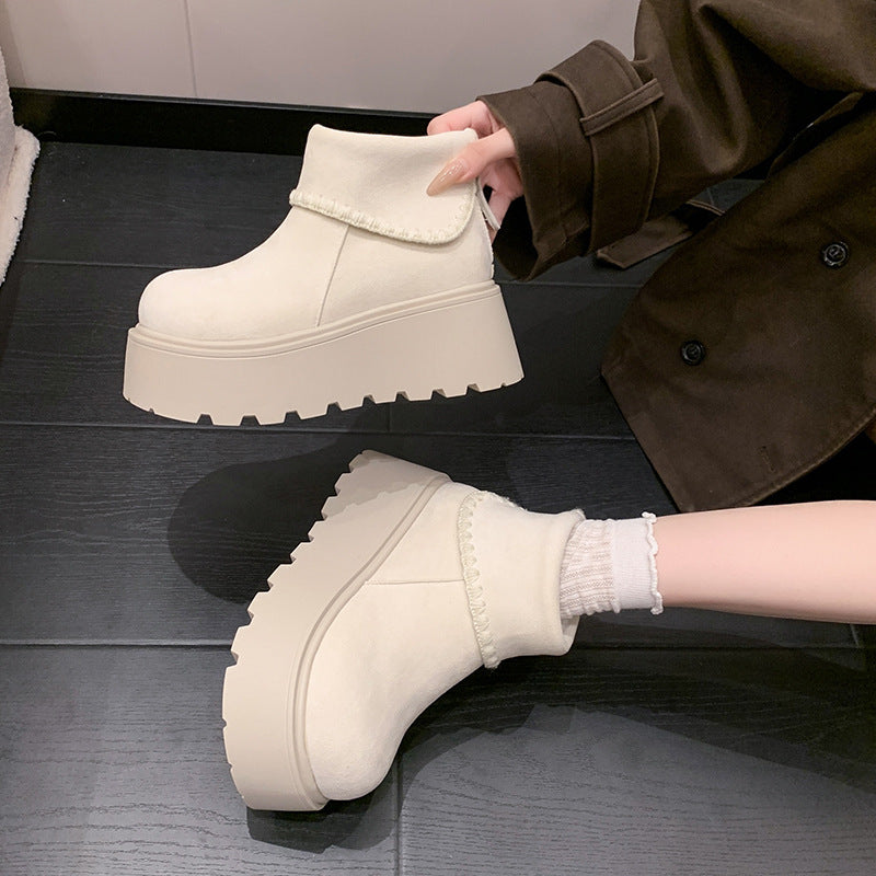Damen Plattformstiefel mit warmem Innenfutter und dekorativem Abschlusssaum EB