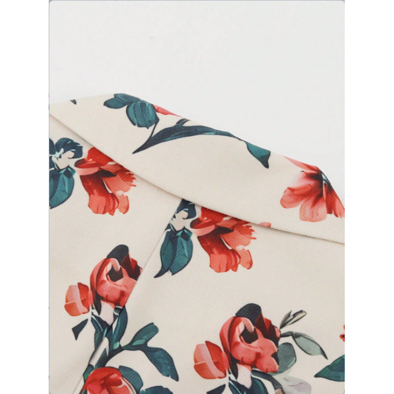 Damen Blazer mit floralen Mustern und modernem Schnitt EB