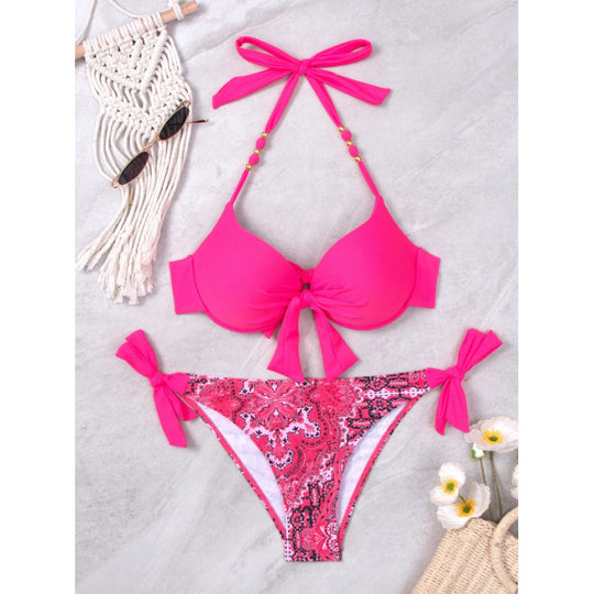Damen Bikini-Set mit modischen Bindebändern und herausgearbeitetem Muster EB