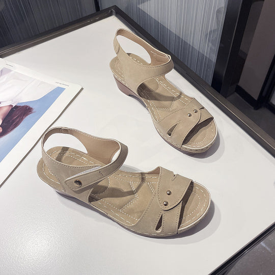 Damen komfortable Riemensandalen mit modischem Schnitt EB