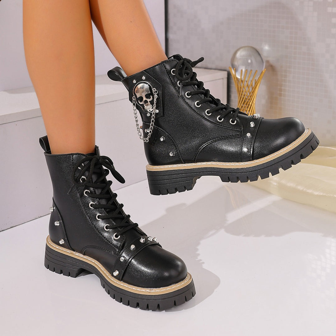 Damen modische Schnürstiefel mit dekorativen Nieten und Kettenanhänger EB
