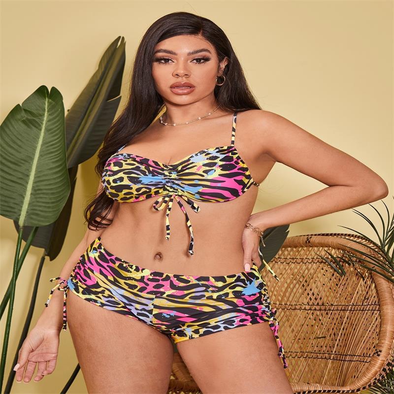 Damen Bikiniset mit raffinierter Schnürung und tierischem Print EB