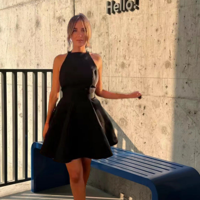Damen Verspieltes Cocktailkleid mit schwingendem Rock und offenem Rückenausschnitt EB