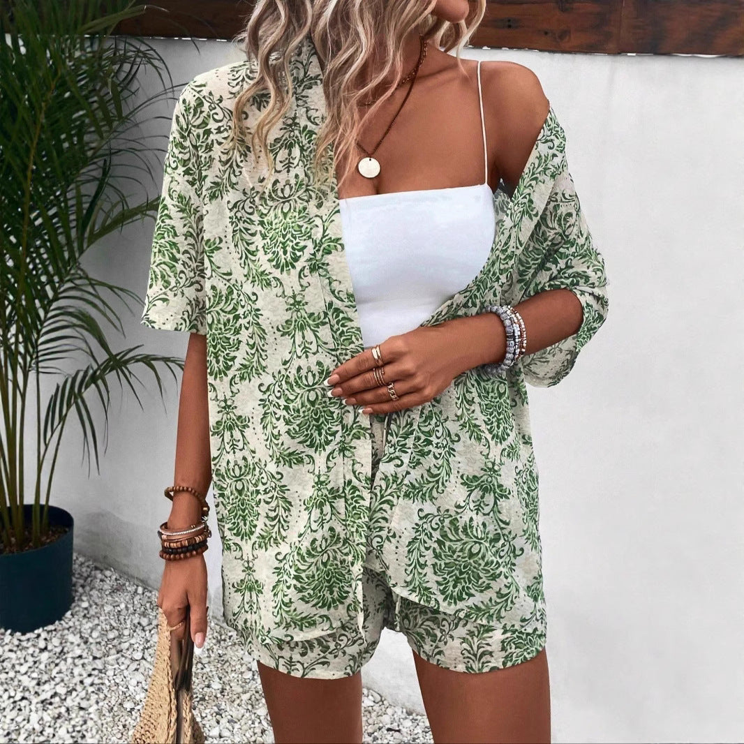 Damen lässiges Sommer-Outfit mit floralem Muster EB
