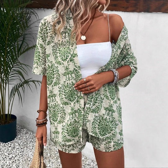 Damen lässiges Sommer-Outfit mit floralem Muster EB
