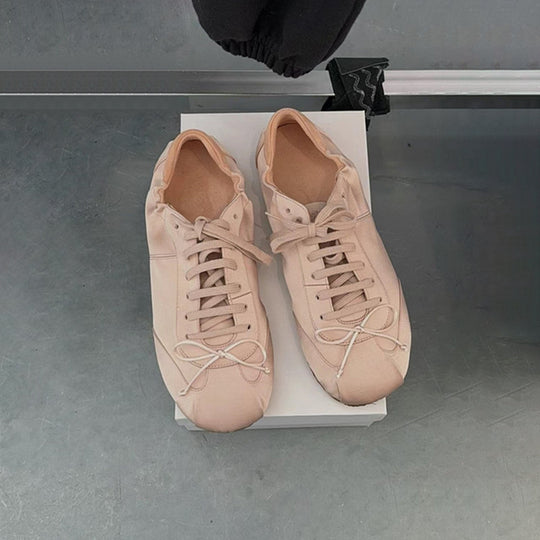 Damen Komfortable Sneaker mit elastischen Schnürdetails EB