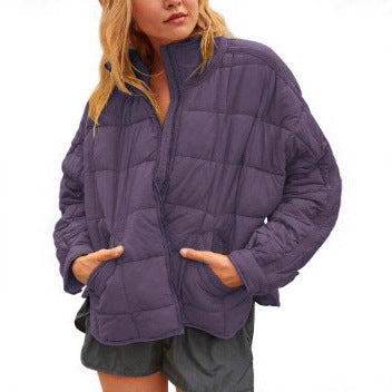 Damen Leichte Steppjacke mit hohem Kragen und praktischen Taschen EB