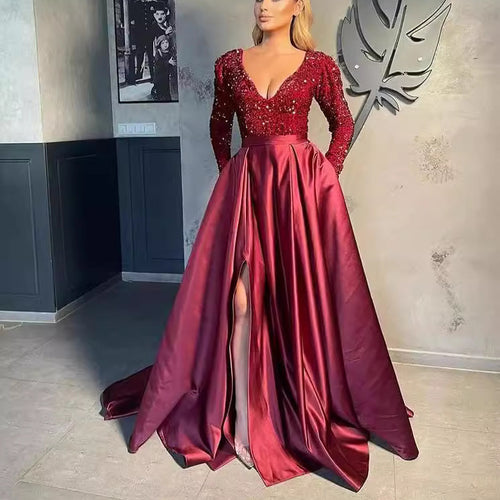 Damen Glamouröses Abendkleid mit funkelnden Pailletten und hohem Schlitz EB