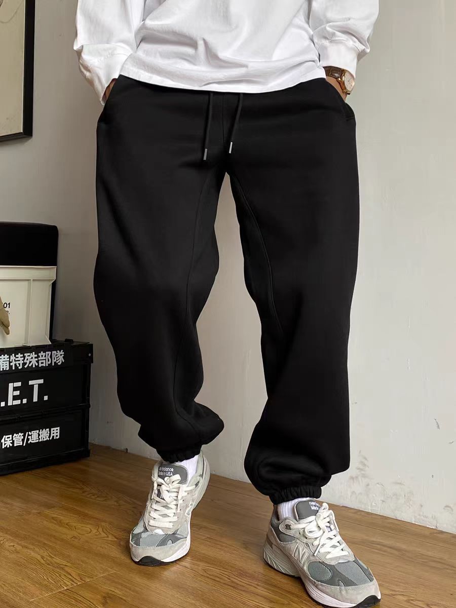 Herren nan tapered Jogginghose mit markanter Schrittnaht Kordelzug und elastischen Knöchelbündchen EB