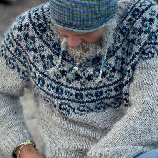 Damen nan melierter Rundhalsausschnittpullover mit kreisförmigem Jacquard-Yoke und geripptem Saum EB