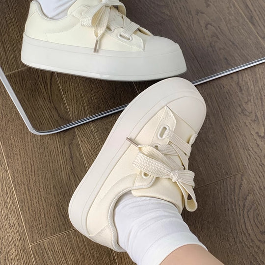 Damen Modische Sneakers mit stylischen Schleifen und gedämpfter Sohle EB