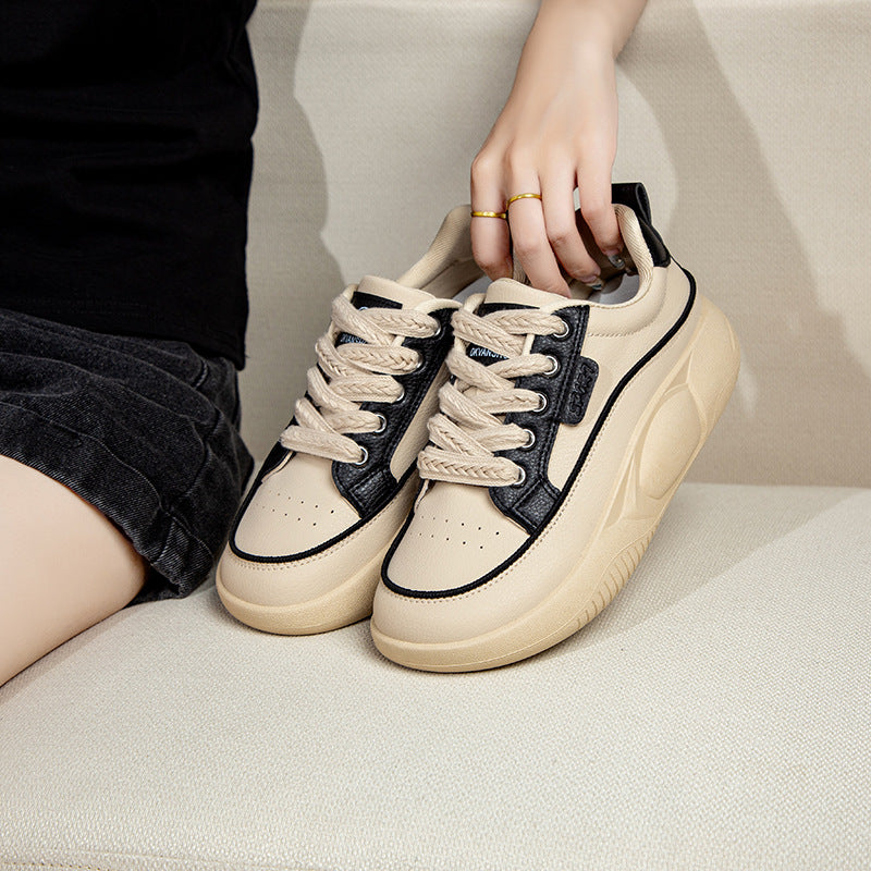Damen Komfortabele Sneakers mit Retro-Details EB