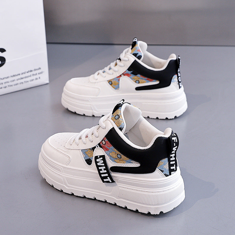 Damen modische Chunky Sneakers mit auffälligem Grafikdesign EB