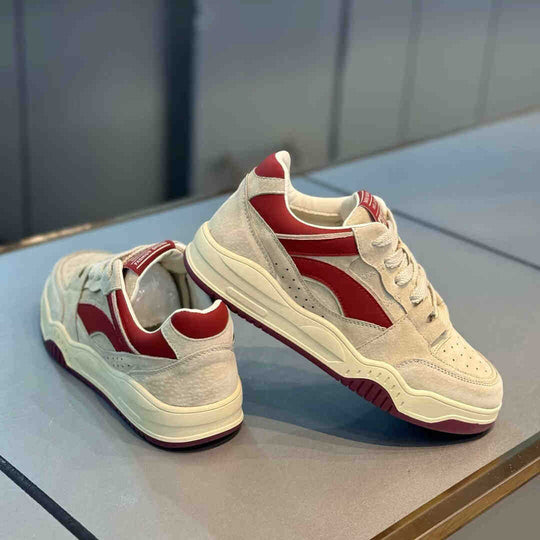 Damen Sportliche Sneaker mit hochwertigem Wildleder und dämpfender Sohle EB