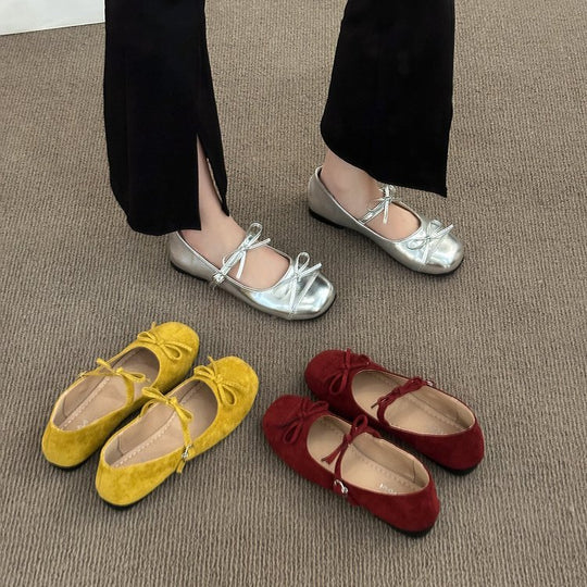Damen Ballerina-Schuhe mit verspieltem Riemchen und elastischer Passform EB
