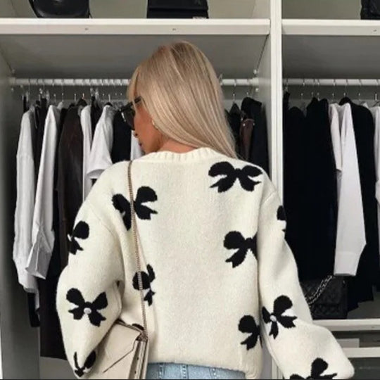 Damen Strickjacke mit dekorativen Schleifen und glänzenden Akzenten EB