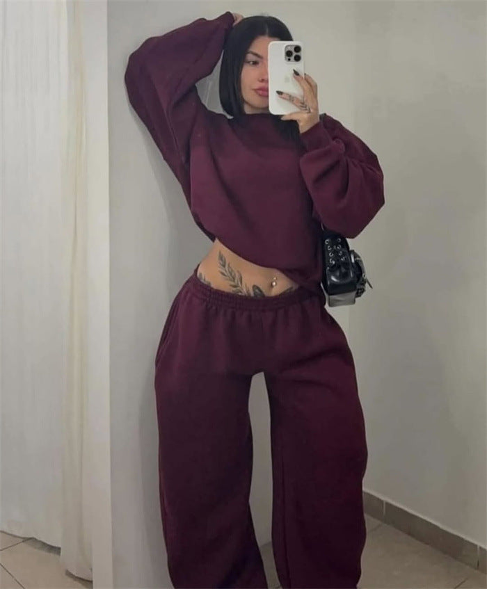 Damen Cropped-Sweatshirt mit hohem Rundhalsausschnitt und elastischer Tunnelzug Wide-Leg Jogginghose Set Eichborn Berlin