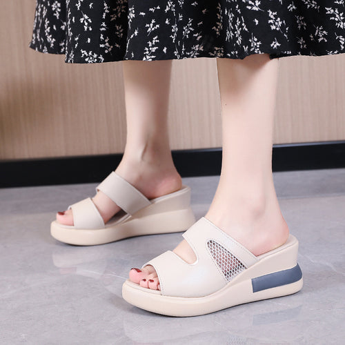 Damen Wedge-Pantoletten mit luftiger Mesh-Einsatz und komfortablem Fußbett EB