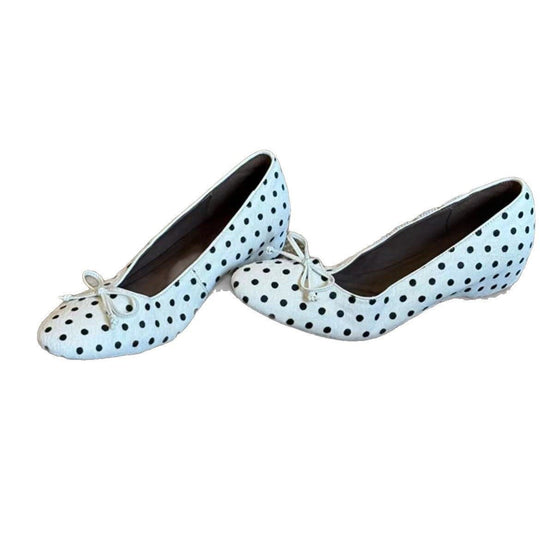 Damen Ballerinas mit klassischem Punktedesign und individuell anpassbarem Riemen EB