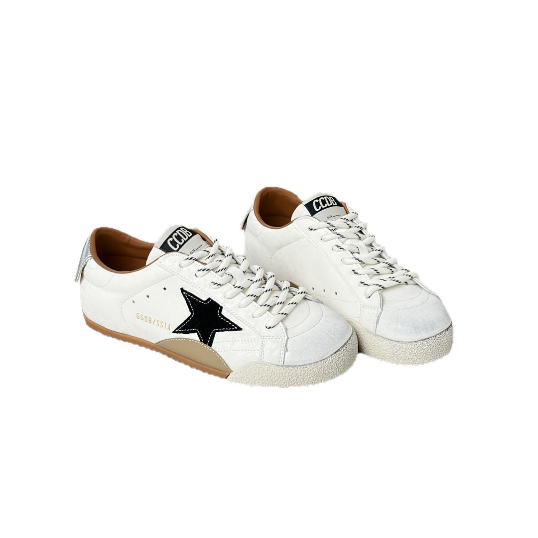 Damen Sneakers im sportlichen Design mit markantem Stern-Detail und ergonomischer Dämpfung EB