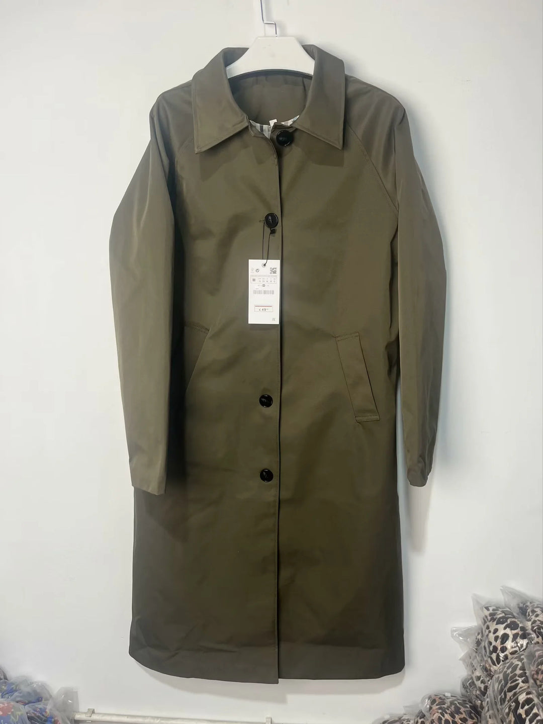 Damen modische Übergangsjacke mit elegantem Stehkragen und praktischen Knopfdetails EB
