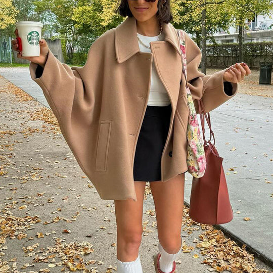 Damen Oversized Wolljacke mit durchgehendem Knopfverschluss und praktischen Taschen EB