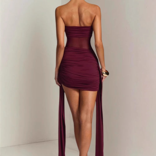 Damen Elegantes Strandkleid mit elastischer Passform und raffiniertem Wickeldesign EB