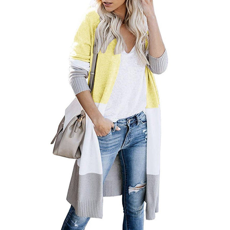 Damen langer Strickmantel mit modernen Farbblock-Details EB